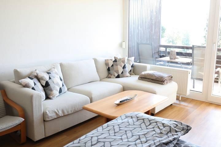 Ferienwohnung für 4 Personen, mit Sauna und Balkon in Schonach