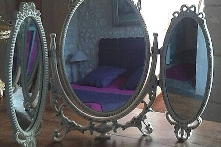 Im Land der Burgen und Flüsse, Charme und Süße des Lebens zu Wisteria *** in Lésigny (Vienne), Vienne