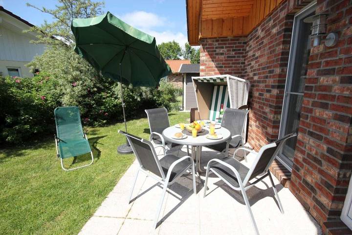 Ferienhaus für 4 Personen, mit Terrasse und Garten sowie Sauna in Neustadt in Holstein - 2