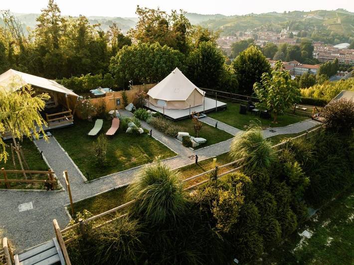 Casa vacanza per 4 persone, con Terrazza e Idromassaggio nonché Giardino e Piscina a Canale