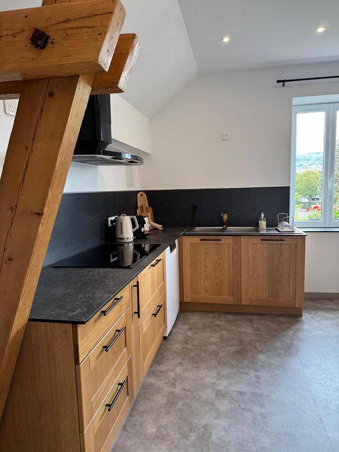 Appartement entier, Two-Bedroom Apartment in Herrlisheim-près-Colmar, Région de Colmar