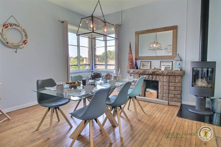 Gîte pour 2 personnes, avec terrasse et jardin à Trégastel - 4