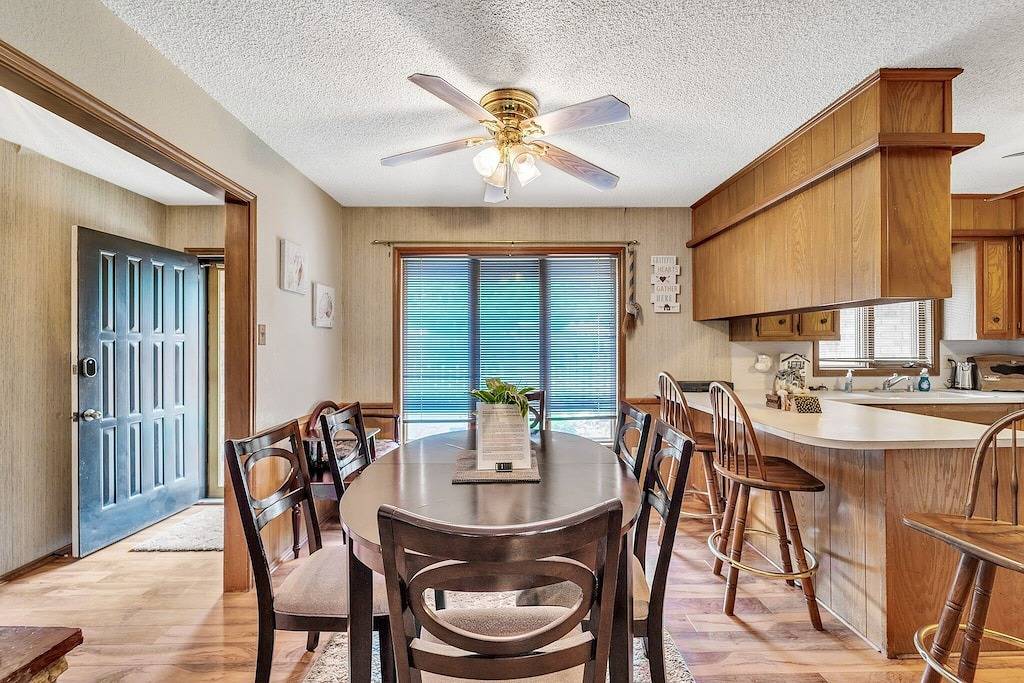 Homestead House-3Bd / 2Ba, Ttu, heiße Sommerpreise! in Lubbock, Lubbock County