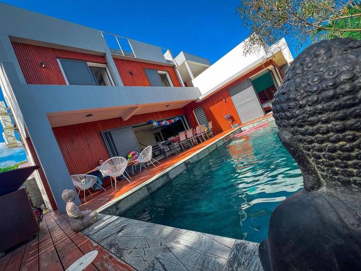 Chalet para 12 personas, con vistas además de piscina y jardín, Se admiten mascotas - 1
