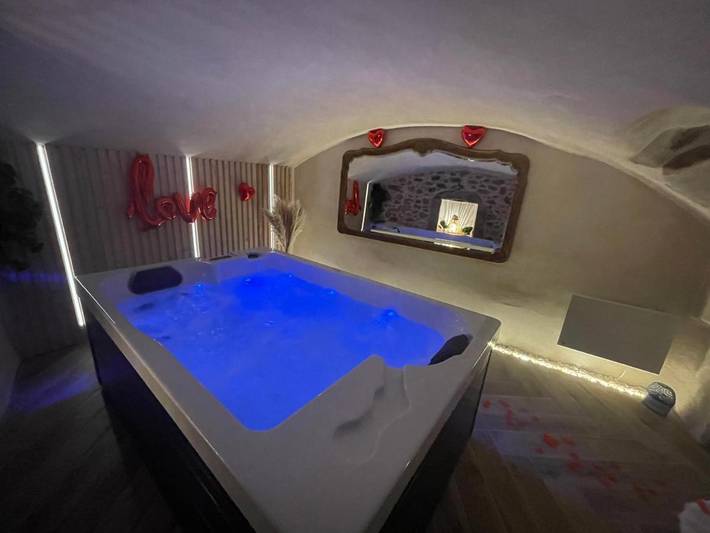 Gîte pour 2 personnes, avec jacuzzi à Grézieu-la-Varenne - 3