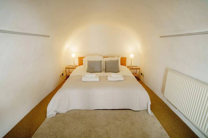 Gîte pour 6 personnes, avec jardin à Bath - 4