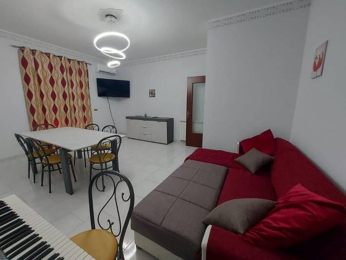 Gîte pour 9 personnes, avec Balcon à Spadafora - 2