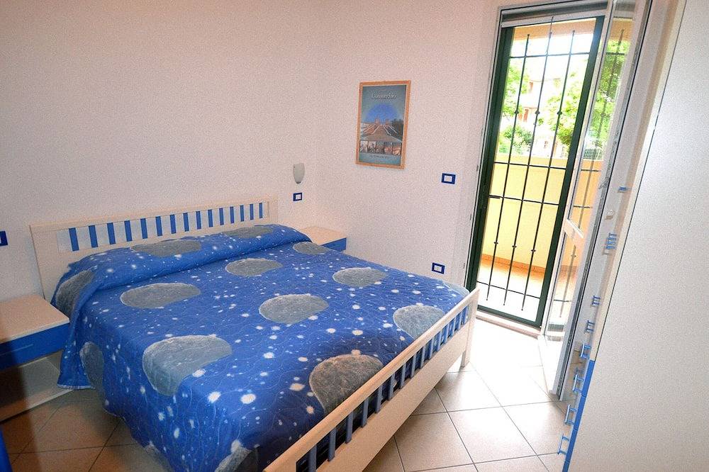 Neue Wohnung mit großer überdachter Terrasse und komfortablem Parkplatz am Meer in Comacchio, Ferrara Provinz