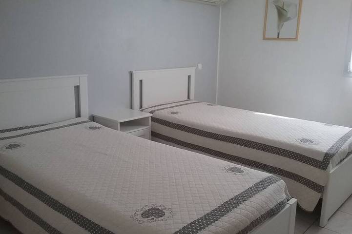 Appartement entier, Appartement au coeur des Alpilles, aux portes de la Camargue in Paradou, Région d'Arles