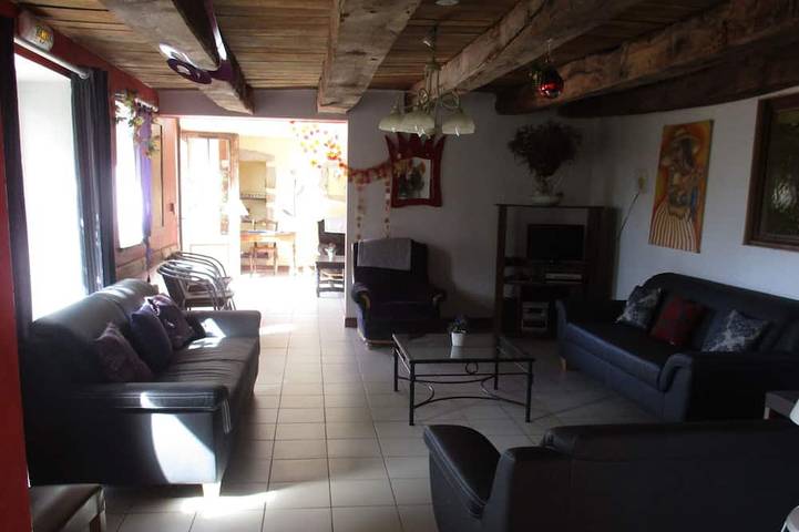 Location de vacances pour 30 personnes à Beaubery - 4