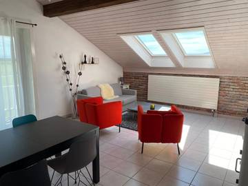 Gîte pour 4 personnes, avec vue et balcon à Boudry