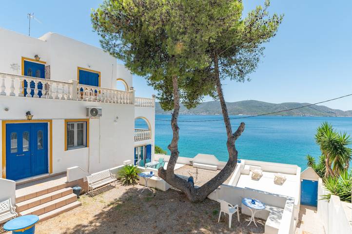 Vacation rental for 3 people, with Yard