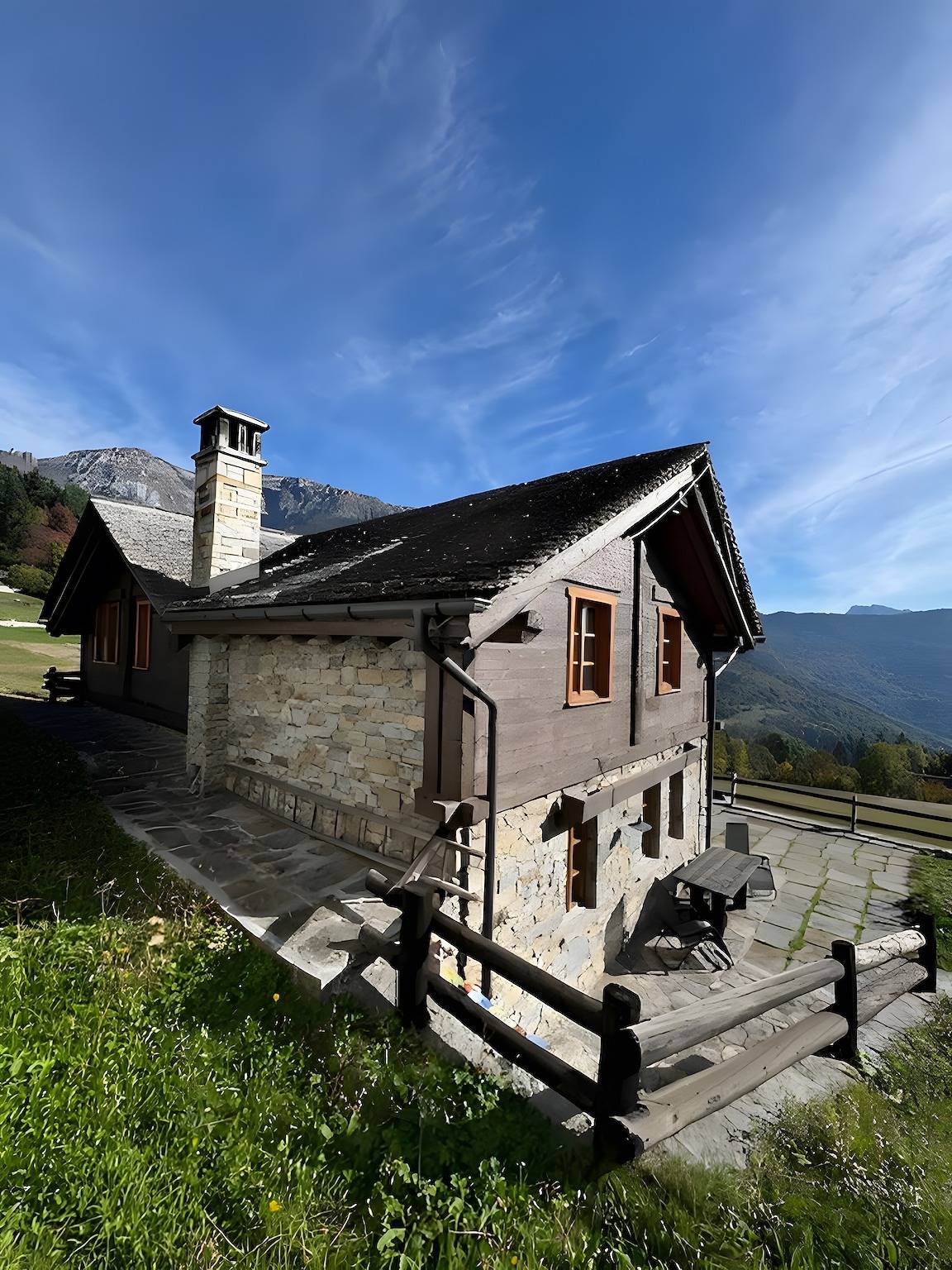 Berghütte „La Fraccia“ in unberührter Alpenlandschaft in Trasquera, Verbano-Cusio-Ossola