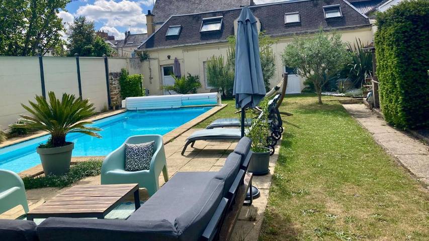 Maison de vacances pour 6 personnes, avec jardin et piscine à Le Mans