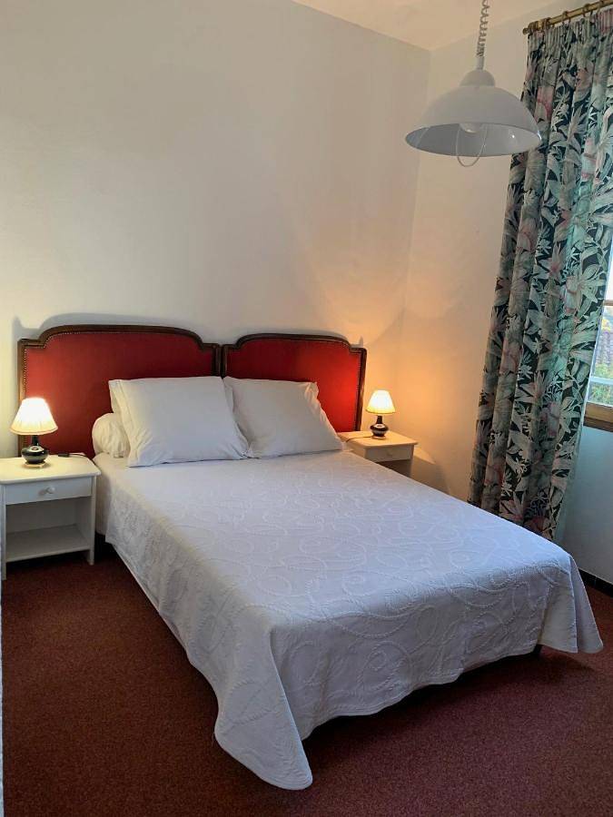 Chambre d’hôte pour 3 personnes, avec Balcon et Terrasse ainsi que Jardin et Vue à Rayol-Canadel-sur-Mer - 3
