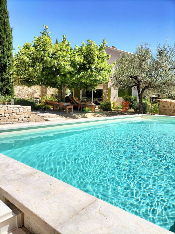 Gîte de Maric: Among Olive Trees with Pool, Stunning Mountain Views in Aubres, Nyons region