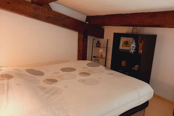 Location de vacances pour 4 personnes, avec jardin à Gilette - 4