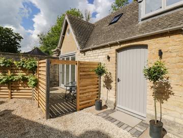 Cottage for 2 People in The Cotswolds, South West England, Photo 2