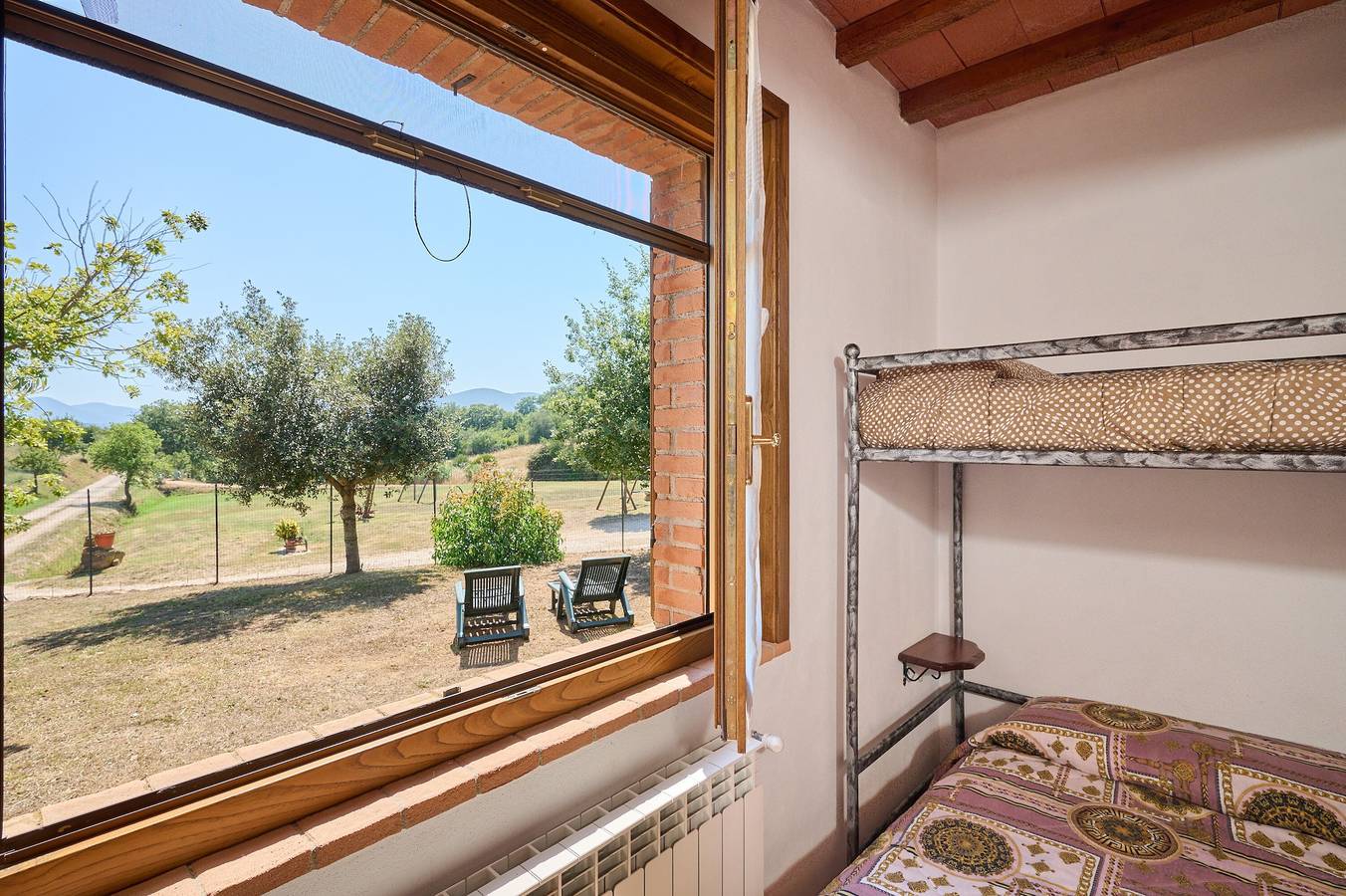 Entire apartment, Apartment 'Appartamento Sofia' with Shared Pool, Wi-Fi and Air Conditioning in Grosseto Province