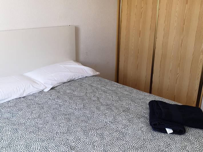 Ganze Wohnung, Geräumige 2-Zimmer-Wohnung mit Parkplatz in Villanúa in Villanúa, Aragonesische Pyrenäen