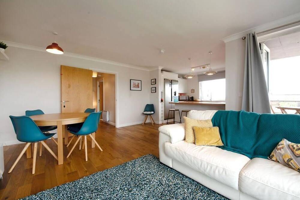 Apartment for 4 People in Basingstoke, Hampshire