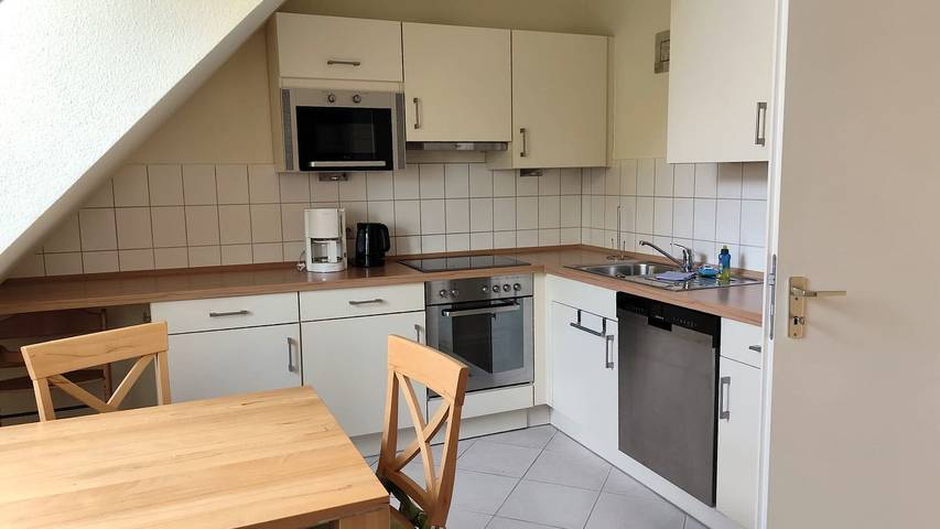 Ferienwohnung für 5 Personen, mit Ausblick und Garten sowie Balkon, mit Haustier in Timmendorf - 4