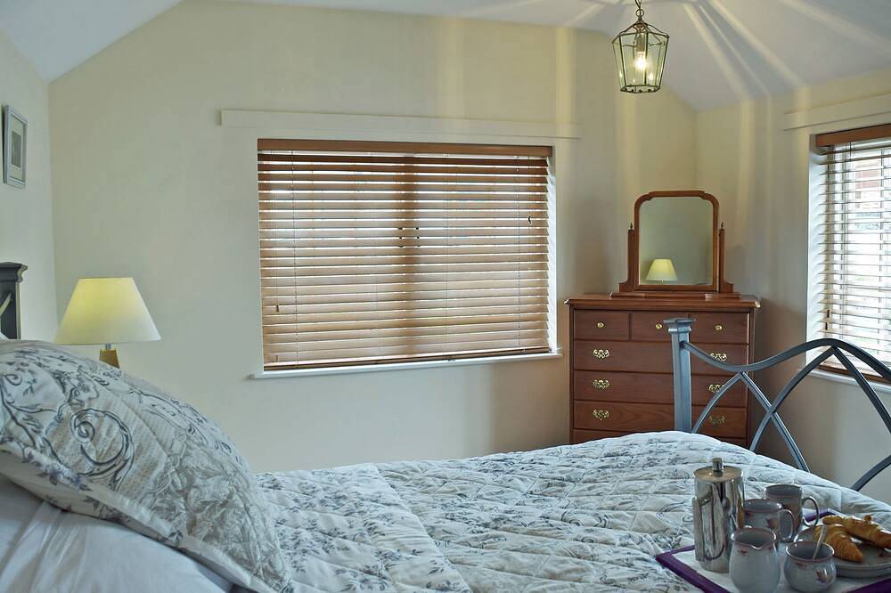 3 bedroom accommodation in Aberporth, near Cardigan in Aberporth, Cardigan Bay