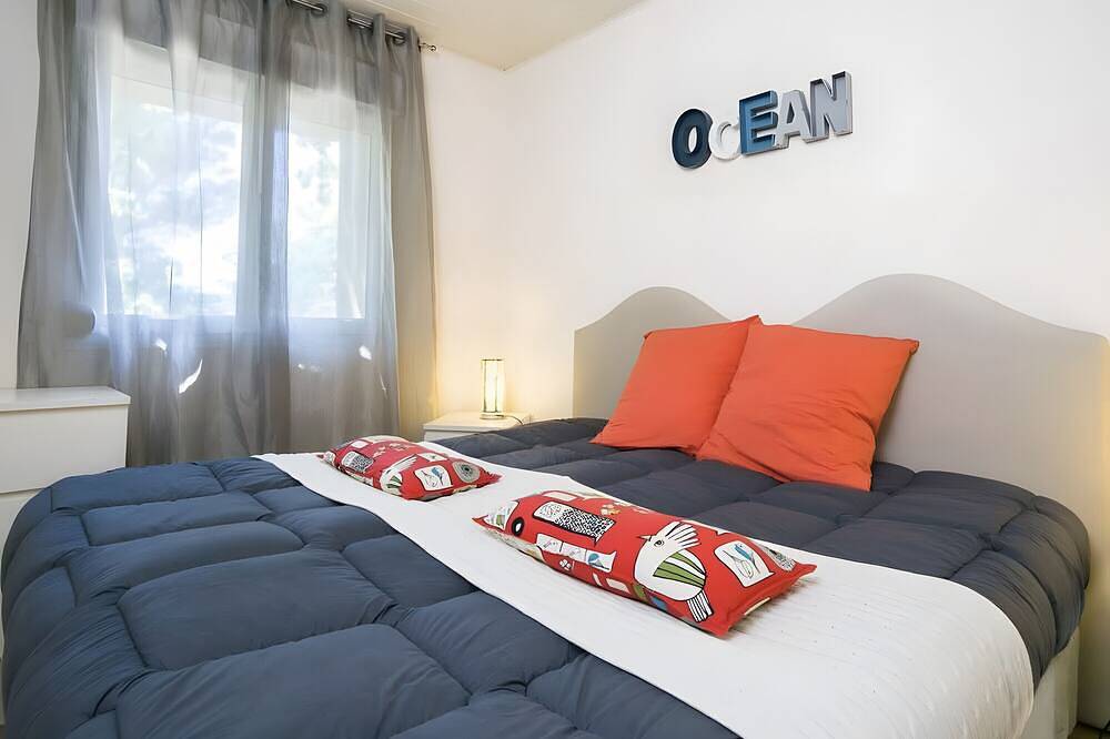 Entire apartment, Gîte Romarin – Domaine de l'Enclos: Charming Stay Near the Mediterranean in Mireval, Côte d'Améthyste