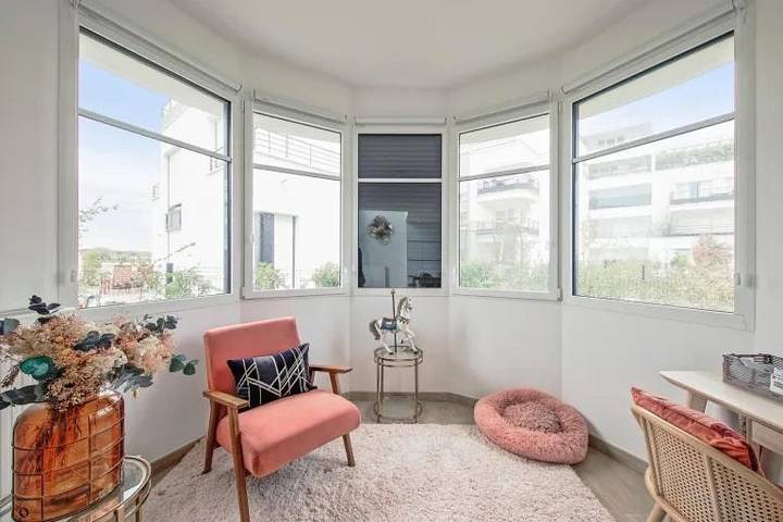 Location de vacances pour 8 personnes, avec jardin ainsi que vue et sauna à Chessy - 3