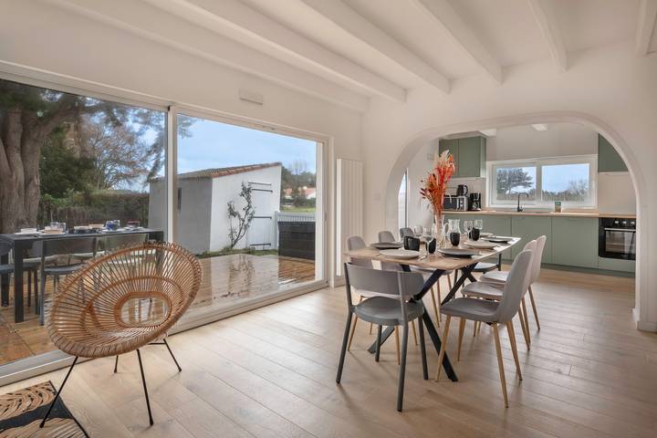 Maison de vacances pour 8 personnes, avec Jacuzzi ainsi que Terrasse et Jardin