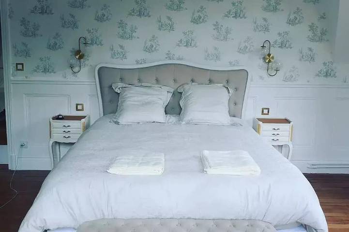 Gîte pour 2 personnes, avec Jacuzzi ainsi que Terrasse et Jardin dans Camblain-l'Abbé
