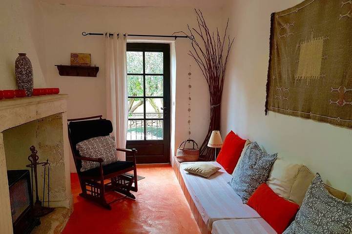 Gîte pour 5 personnes, avec piscine et jardin à Saint-Michel-d'Euzet - 2