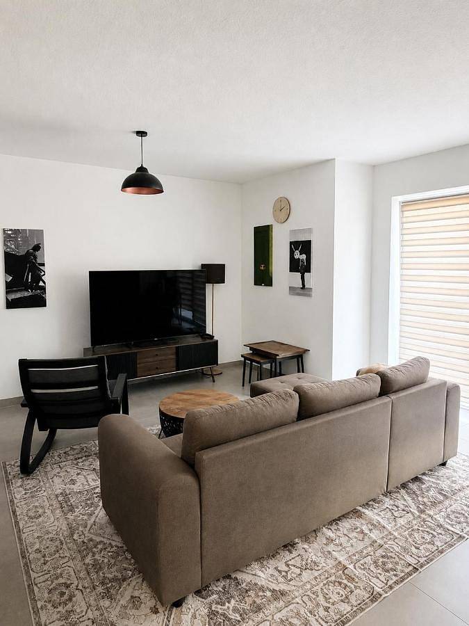 Ferienwohnung für 3 Personen, mit Balkon und Terrasse sowie Garten und Ausblick