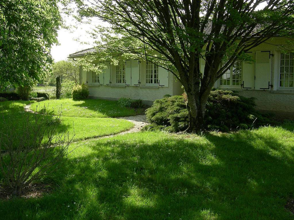 La Maison des Marroniers - Le Grand Courdeault in Saint-Pierre-d'Amilly, Région de Rochefort