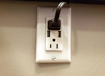 Vacation Apartment for 4 Guests in Snowshoe, Greenbrier River, Picture 2