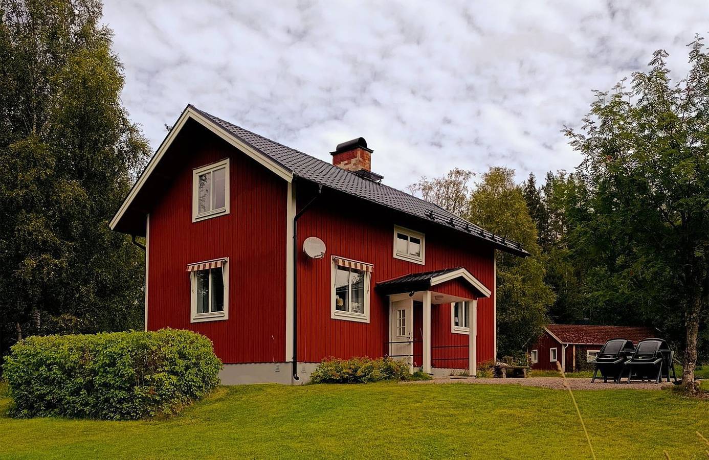 Ferienhaus zwischen Seen & Skigebiet in Dalarna – Hus Fee in Ludvika, Dalarna