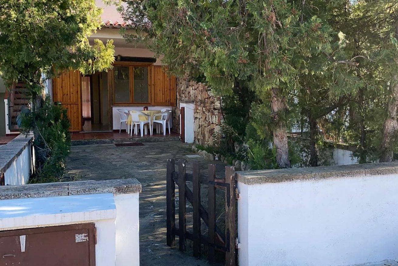 Ganze Wohnung, Ferienwohnung für 5 Personen mit Balkon/Terrasse in San Teodoro, Olbia-Tempio