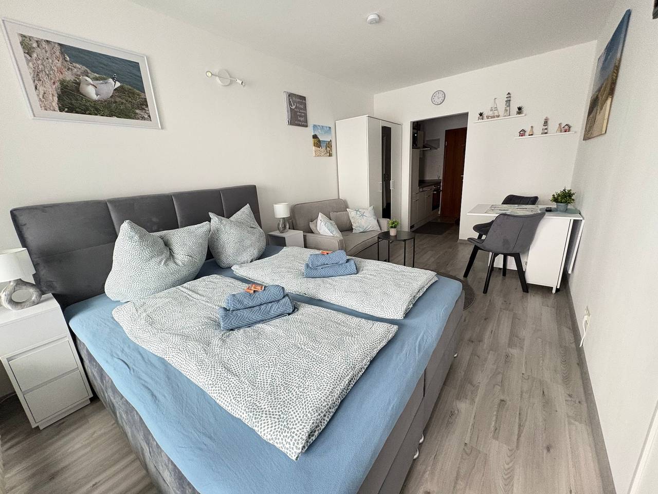 Entire studio, Holiday Apartment 'Möwennest' with Balcony in Wunstorf, Steinhuder Meer