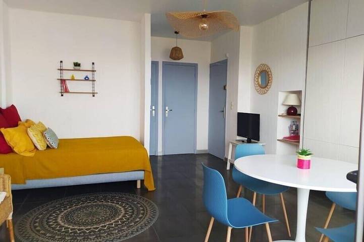 Location de vacances pour 2 personnes, avec terrasse dans Plage Du Bestouan Cassis - 4