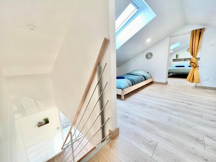 Location de vacances pour 6 personnes, avec terrasse ainsi que jardin et vue à Saint-Georges-lès-Baillargeaux - 3