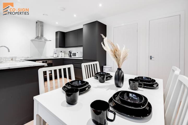 Location de vacances pour 8 personnes, avec jardin à Manchester - 3