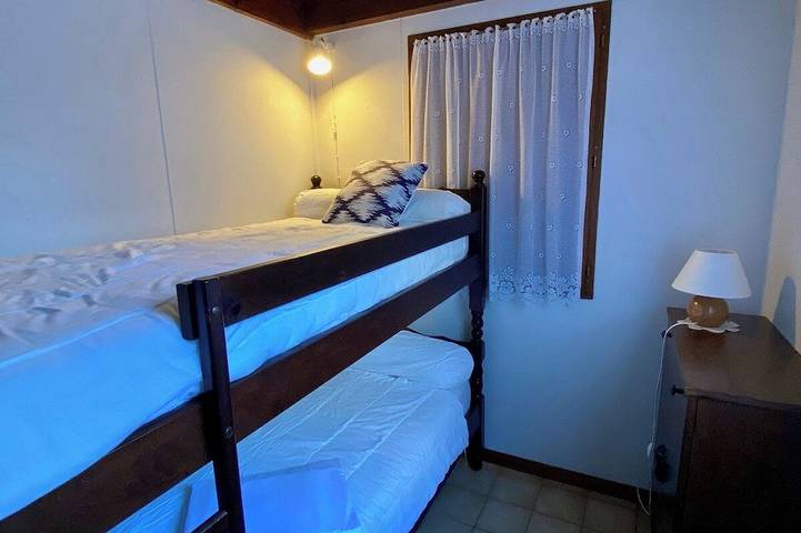 Cute chalet - central & close to the beach in Lacanau Ocean, Lacanau