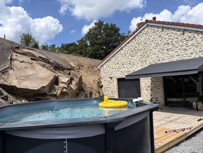 Gîte pour 10 personnes, avec terrasse dans Lac de Saint Pardoux