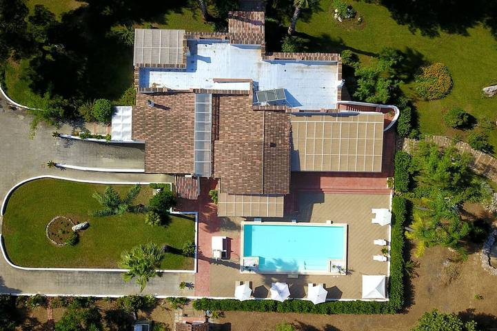 Villa Vetti, schöne Villa im Grünen mit Pool, nur wenige Kilometer vom Meer entfernt in Ugento, Golf von Tarent