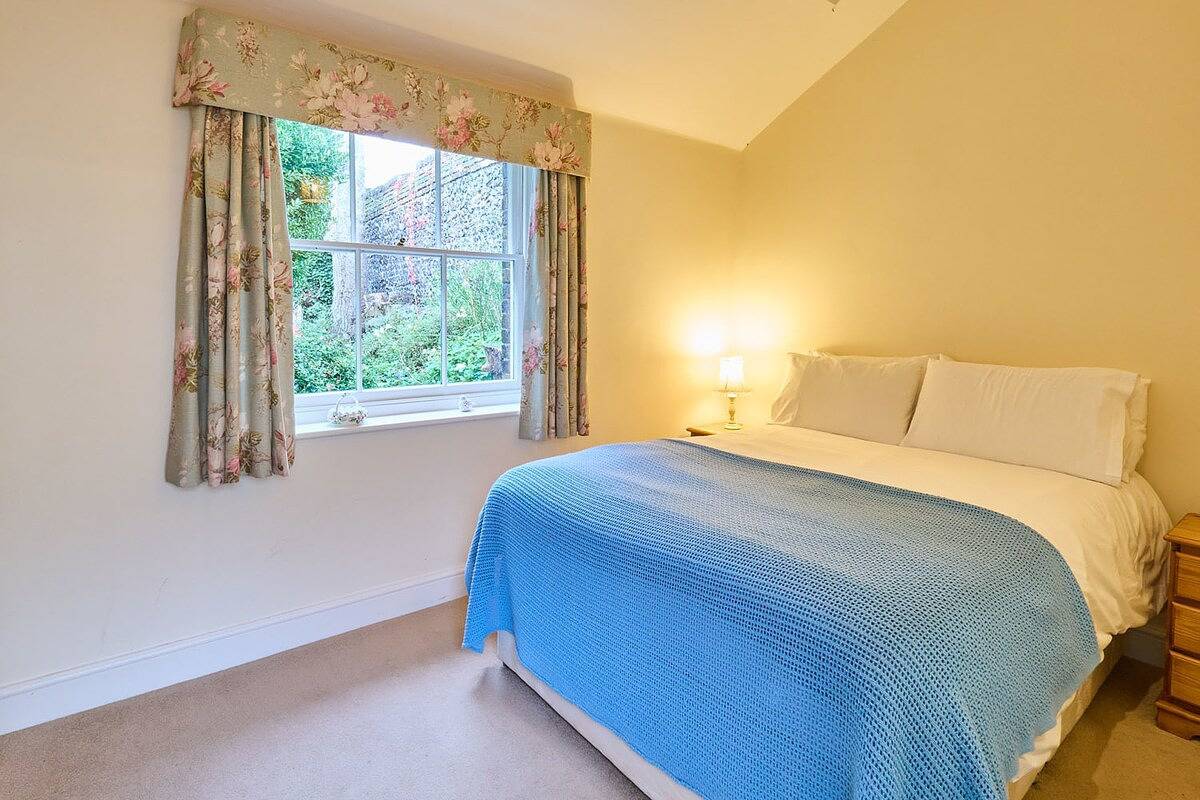 Host & Stay | Admiral's Rest in Botany Bay, Kent