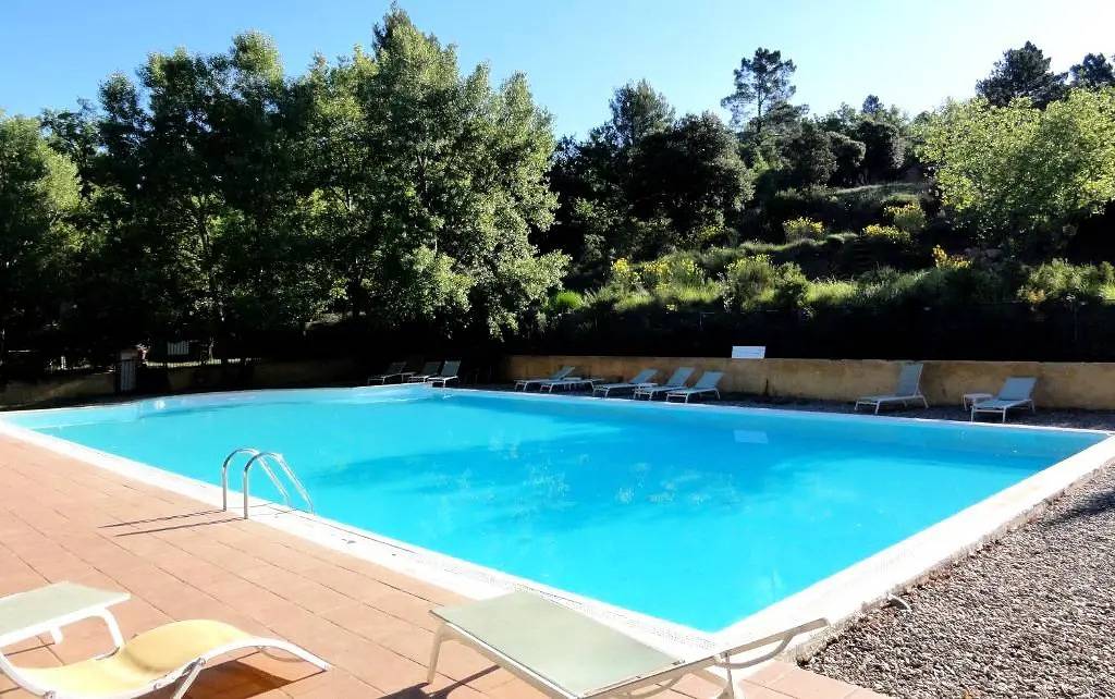 Mobil home 2 chambres 4 personnes in Villars, Parc naturel régional du Luberon
