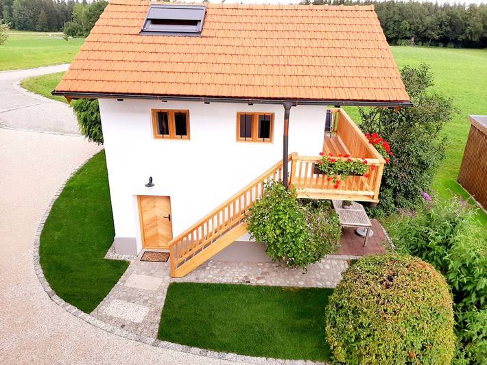 Ferienhaus für 2 Personen, mit Balkon und Terrasse sowie Garten und Seeblick in Landkreis Rosenheim - 3