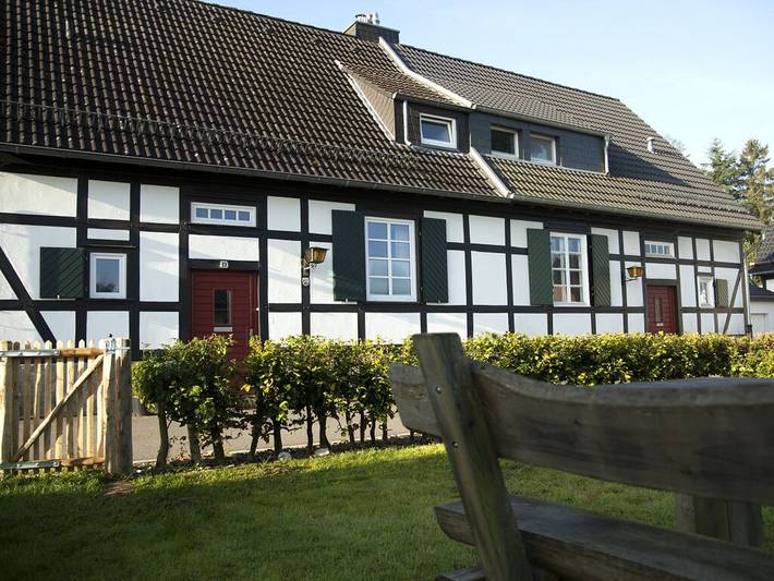 Ferienwohnung für 6 Personen, mit Terrasse und Garten sowie Sauna