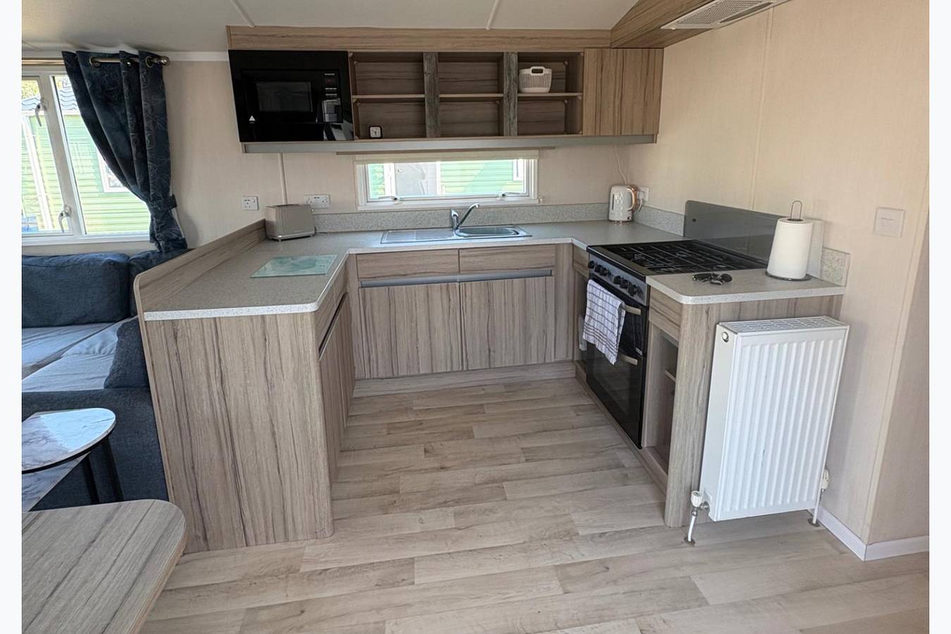 Billing Aquadrome 2-Bed Caravan, Sleeps 6, Parking in Northampton, Northamptonshire