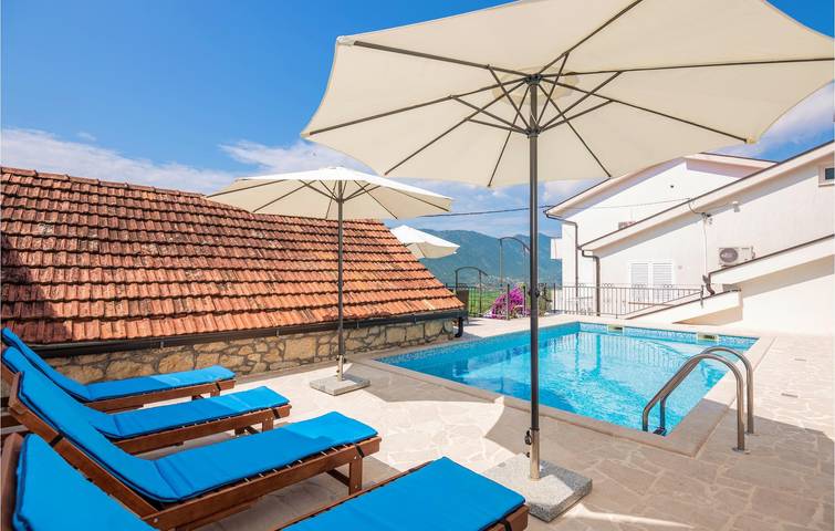 Ferienhaus für 12 Personen, mit Terrasse in Split-Dalmatien - 4